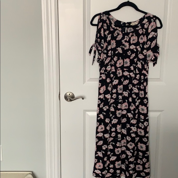 Mimi Maternity Dresses & Skirts - Beautiful maternity dress